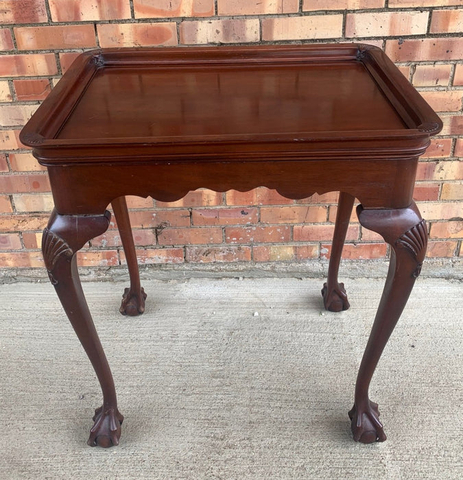 MAHOGANY CHIPPENDALE TEA TABLE WITH LIFT OFF TRAY