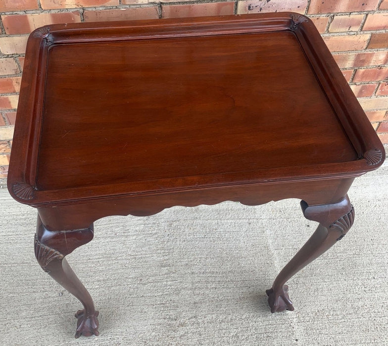 MAHOGANY CHIPPENDALE TEA TABLE WITH LIFT OFF TRAY