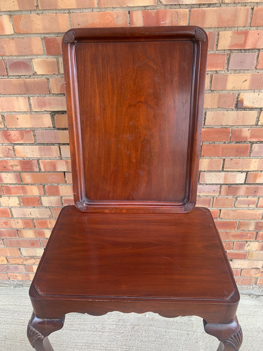 MAHOGANY CHIPPENDALE TEA TABLE WITH LIFT OFF TRAY