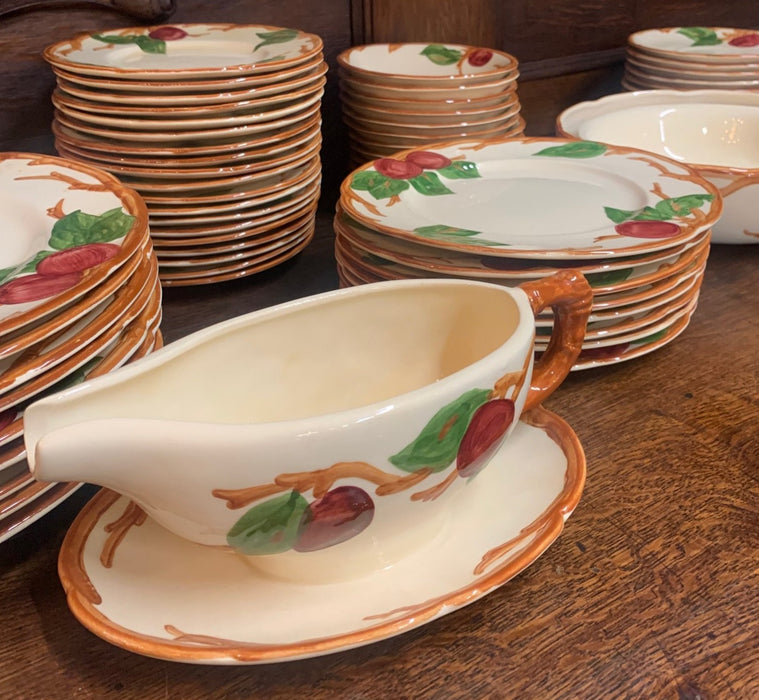 FRANCISCAN APPLE 71 PIECE DISH SET CHECK QUANTITY BEFORE ORDERING