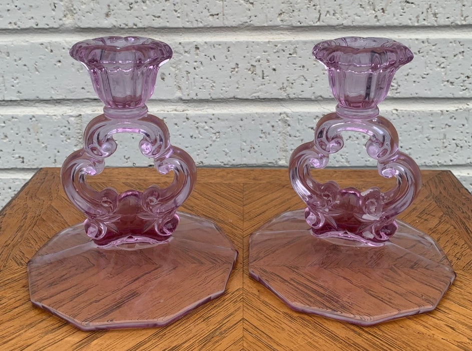 PAIR OF PURPLE DEPRESSION GLASS CANDLE STICKS