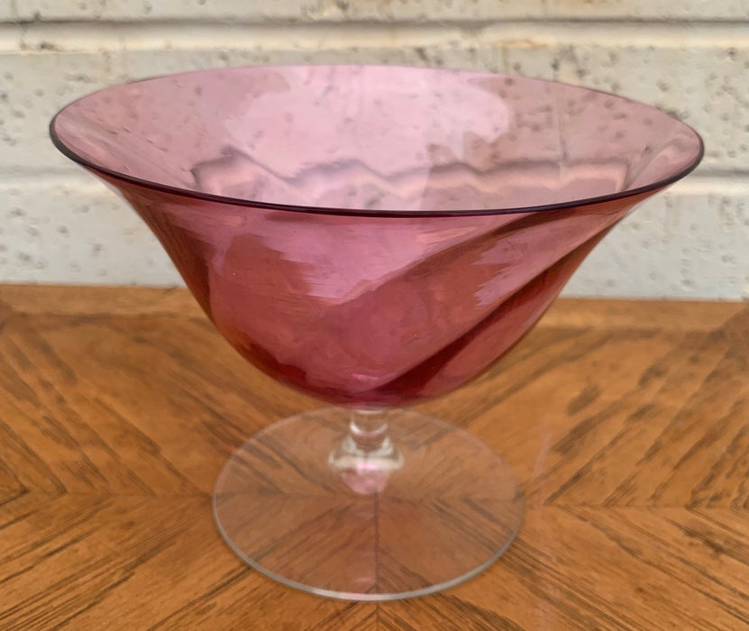 SMALL FOOTED AMETHYST GLASS BOWL