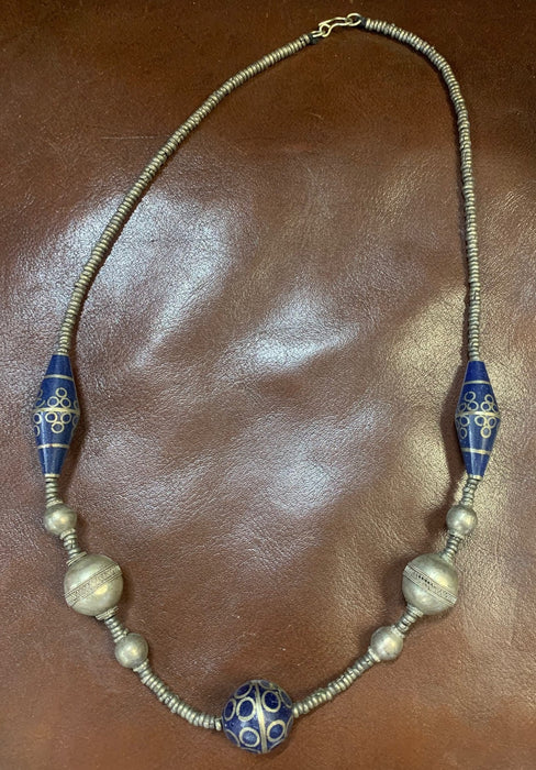 PEWTER METAL WITH BLUE BEADS NECKLACE