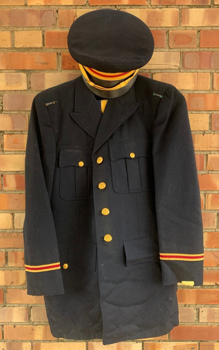 US ARMY UNIFORM WITH PANTS, JACKET AND HAT