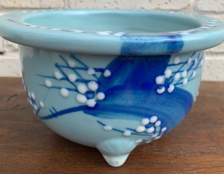 SMALL BLUE JAPANESE PLANTER