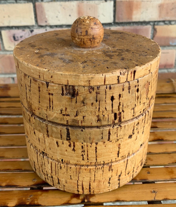 CORK CONTAINER