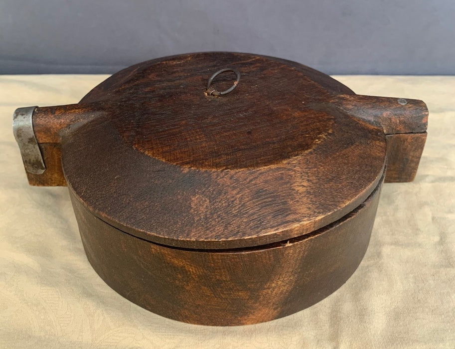 INDIAN WOOD ROUND BOX WITH COMPARTMENTS