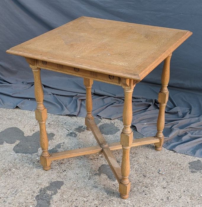 SMALL PARQUETRY TOP OCCASIONAL TABLE WITH ROSETTE APRON