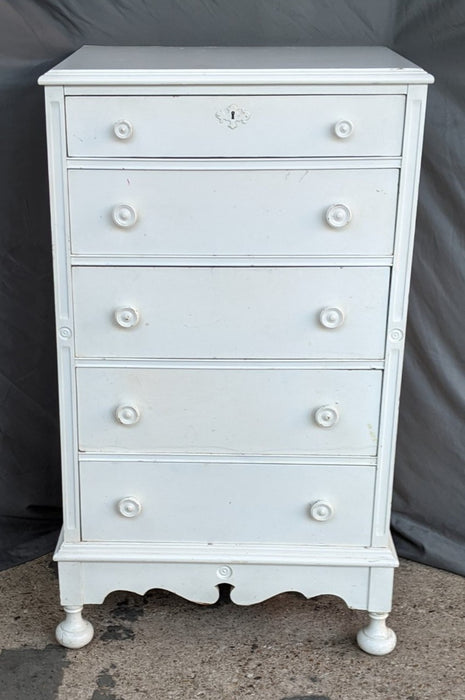 WHITE 5 DRAWER CHEST WITH WILLIAM AND MARY STYLING C. 1940