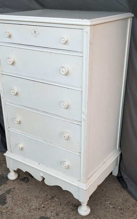 WHITE 5 DRAWER CHEST WITH WILLIAM AND MARY STYLING C. 1940