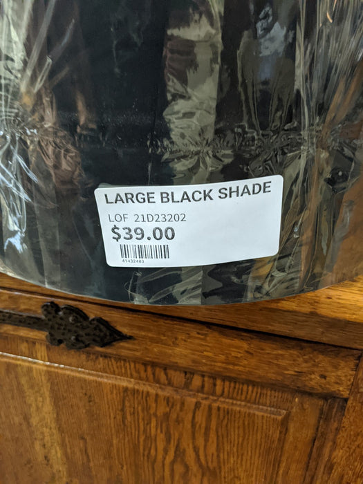 LARGE BLACK SHADE