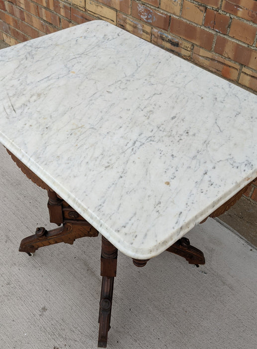 VICTORIAN WALNUT PARLOR TABLE WITH MARBLE TOP