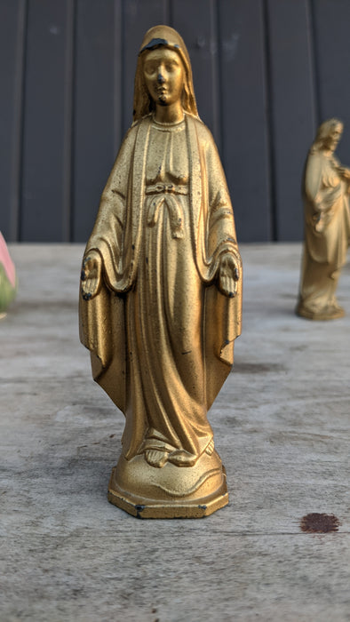 PAIR OF SMALL MARY AND JESUS STATUES