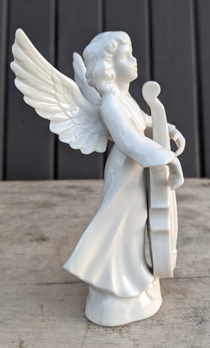 SMALL WHITE ANGEL STATUE