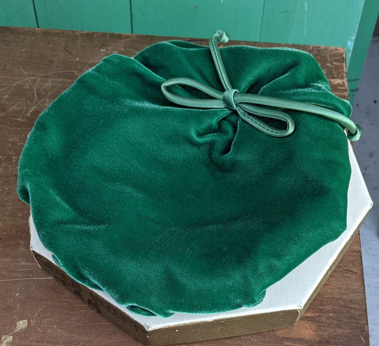 GREEN LADIES HAT