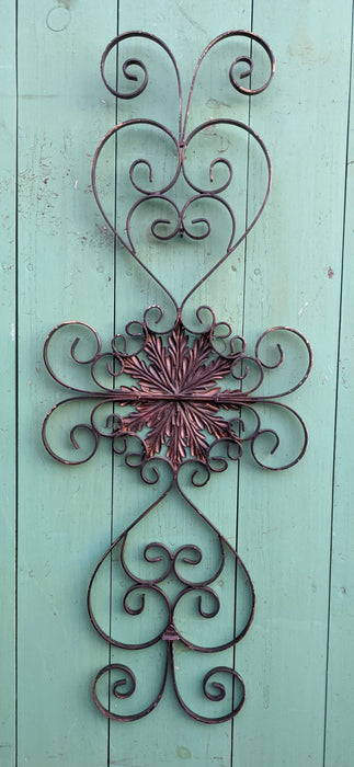 DECORATIVE WROUGHT IRON WALL HANGER