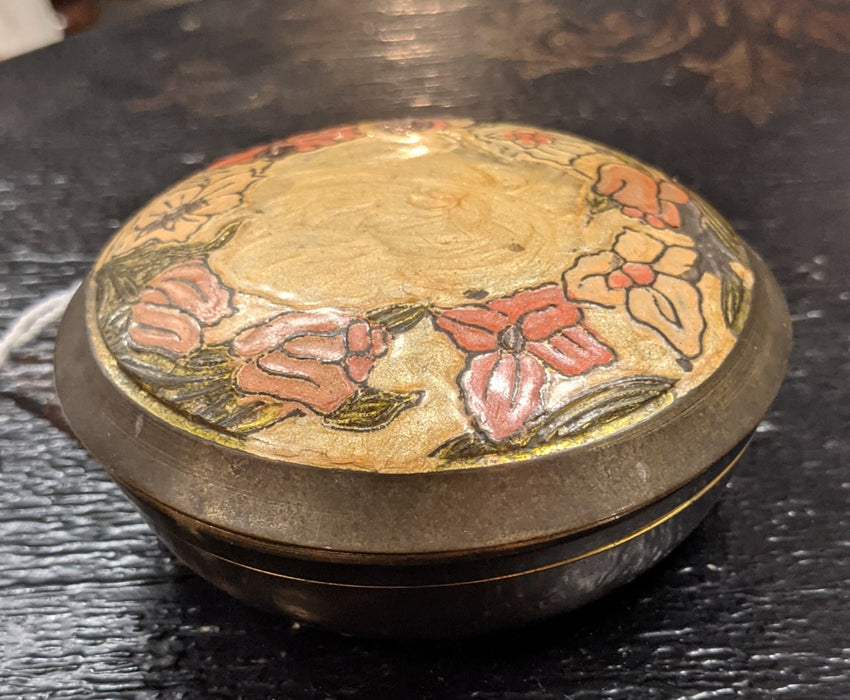 SMALL ROUND FLORAL NOUVEAU ENAMELED BRASS BOX