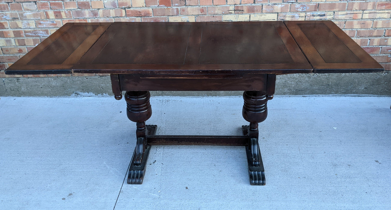 DARK OAK ENGLISH DRAWLEAF TABLE