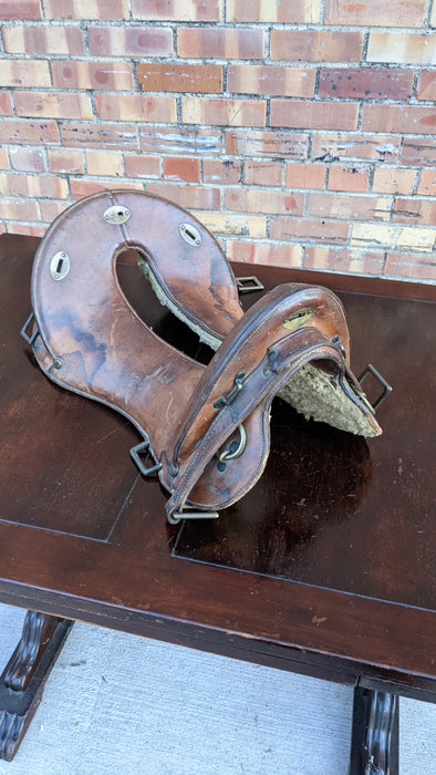 WORKING SADDLE