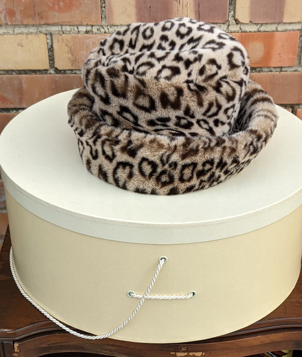 NEIMAN MARCUS LEOPARD PRINT FUR HAT FROM LONDON