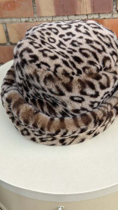 NEIMAN MARCUS LEOPARD PRINT FUR HAT FROM LONDON