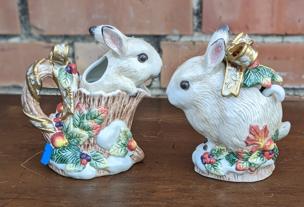 PAIR OF FITZ AND FLOYD BUNNY RABBITS CREAM AND SUGAR