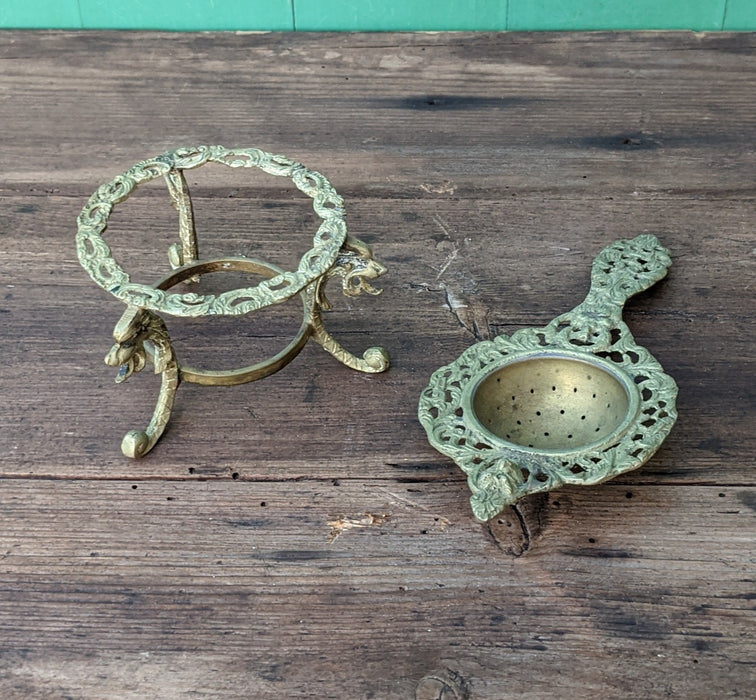 BRASS TEA STRAINER