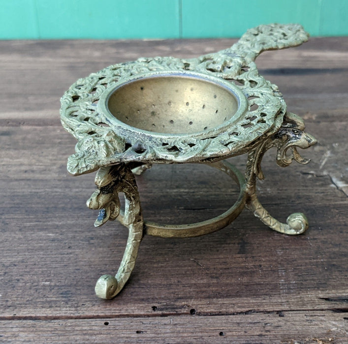 BRASS TEA STRAINER