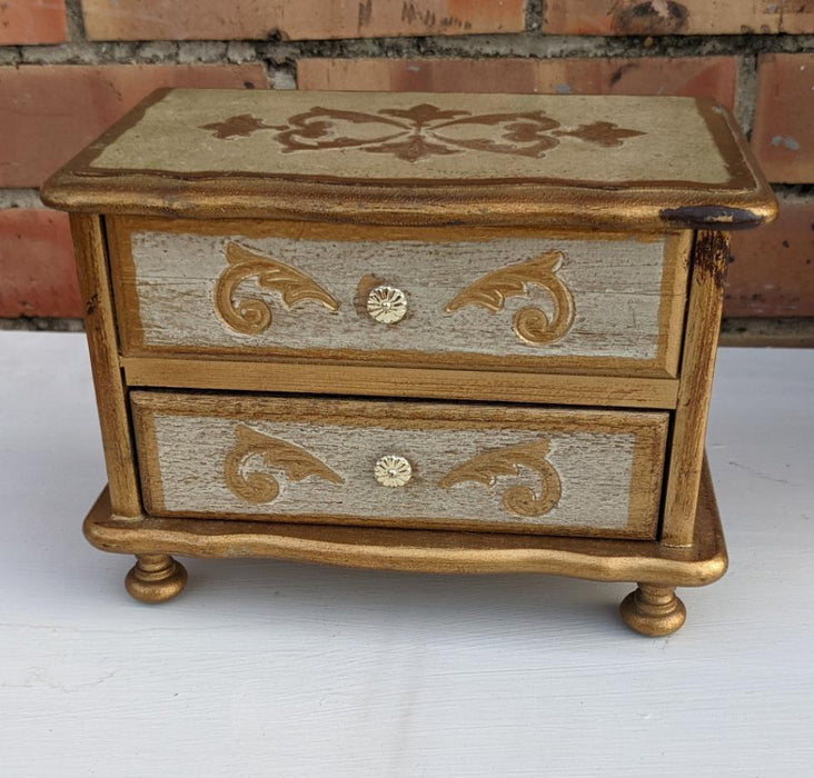 FLORENTINE MUSIC BOX