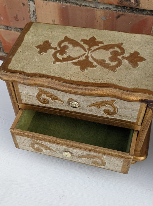 FLORENTINE MUSIC BOX