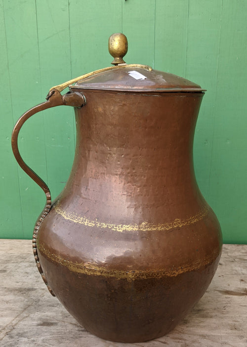 LARGE HAMMERED COPPER LIDDED VESSEL