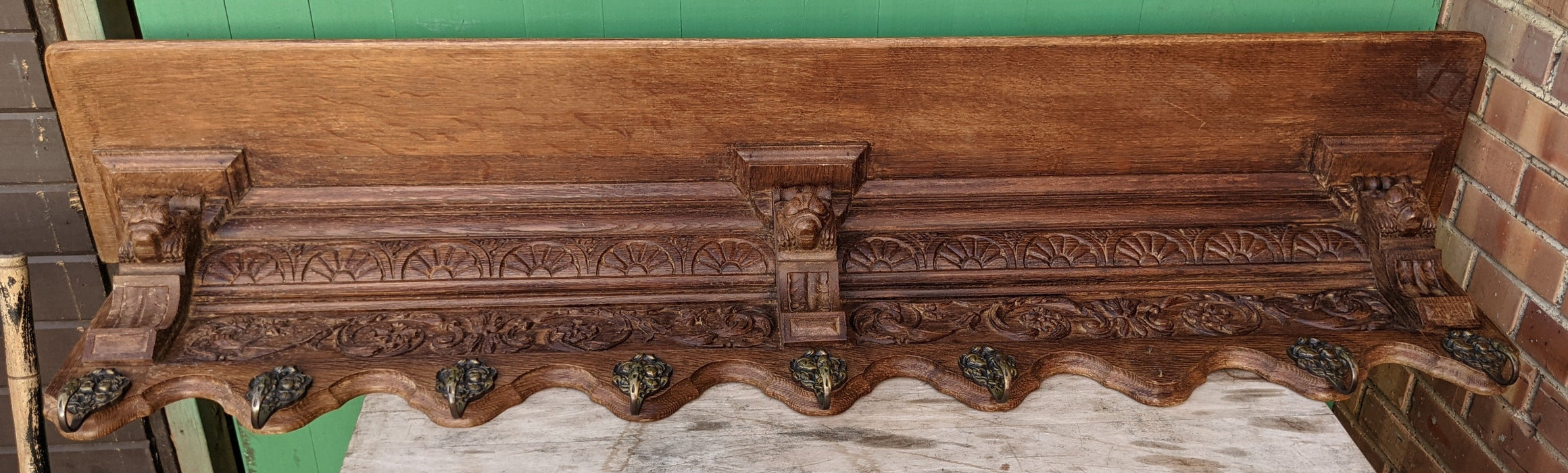 HUGE OAK LIONS HEAD WALL SHELF