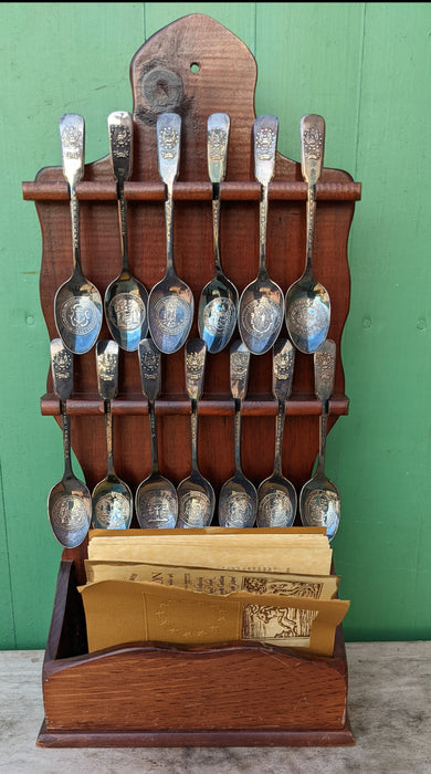 WOODEN SPOON RACK WITH SPOONS COMMERATING THE ORIGINAL 13 COLONIES