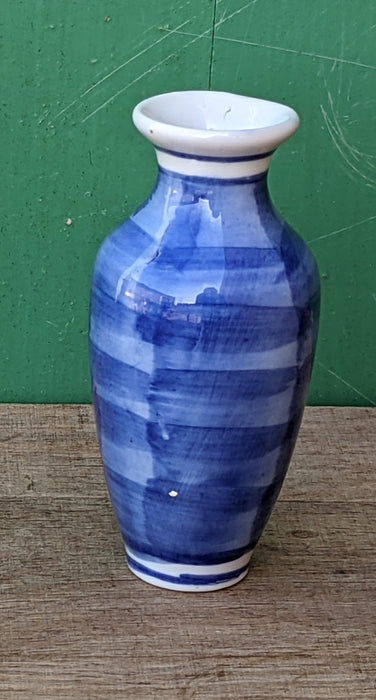 TINY BLUE AND WHITE VASE