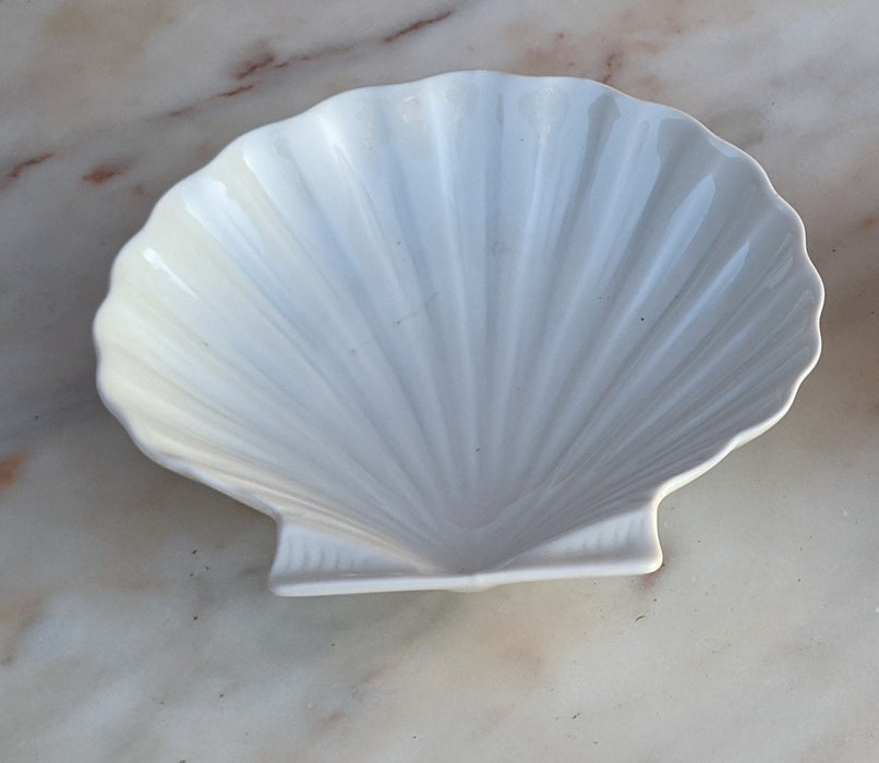 LIMOGE SHELL DISH