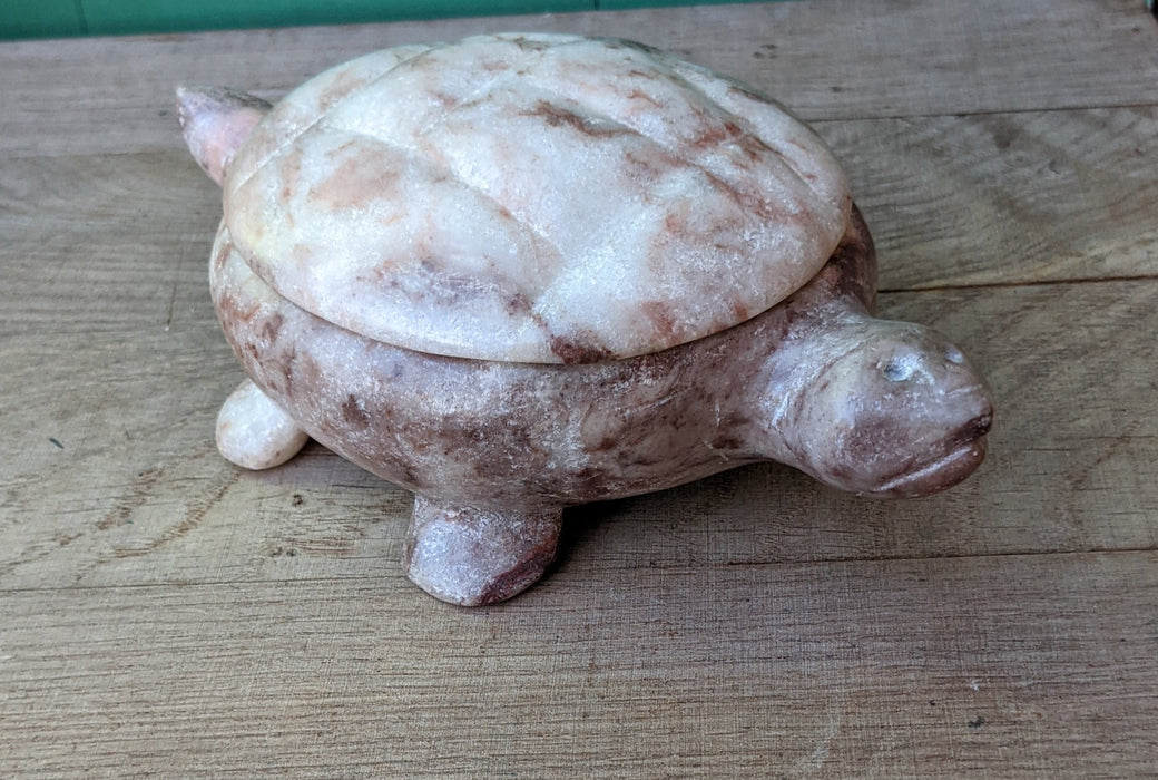 CARVED STONE SNAPPER TURTLE BOX