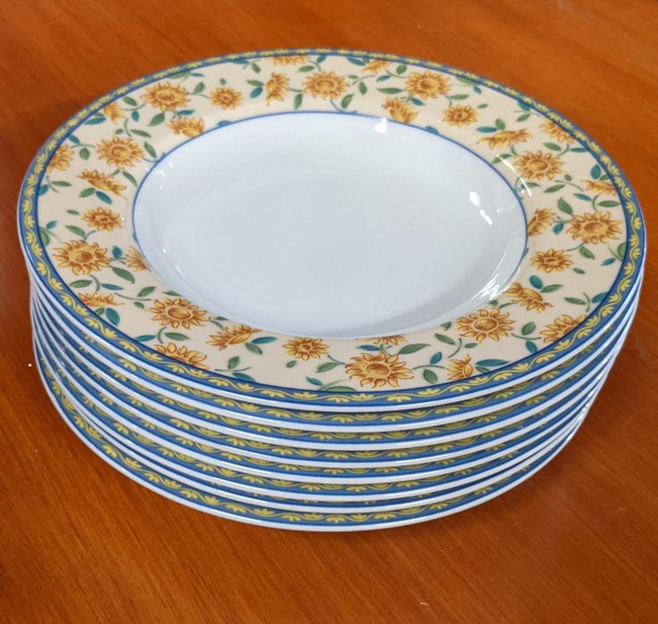 SET OF 8 PORTIGAL FLORAL PLATES