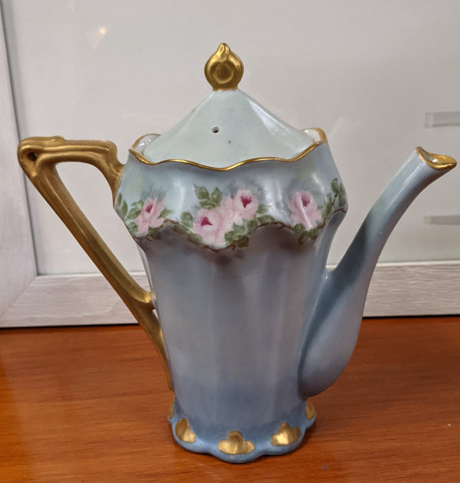 BLUE FLORAL TEAPOT WITH GOLD TRIM