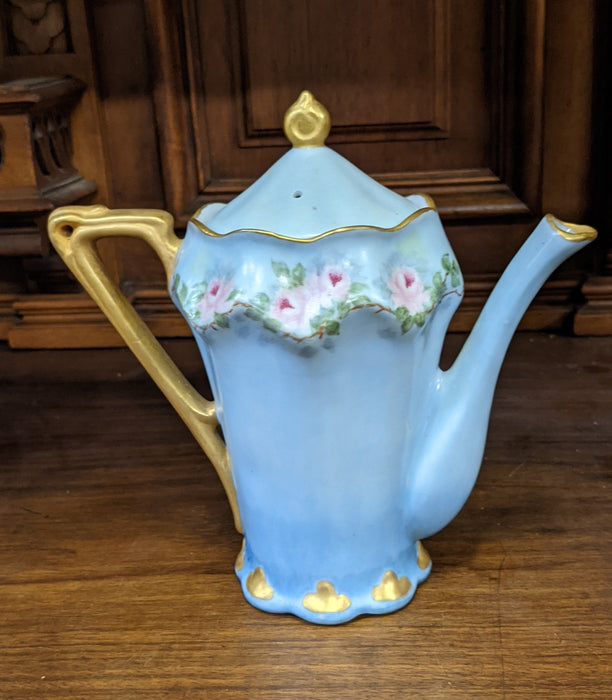 BLUE FLORAL TEAPOT WITH GOLD TRIM