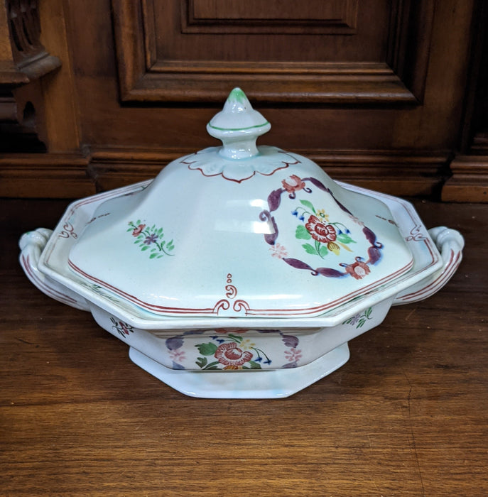 ADAMS CALYX WARE HAND PAINTED SERVING DISH WITH LID