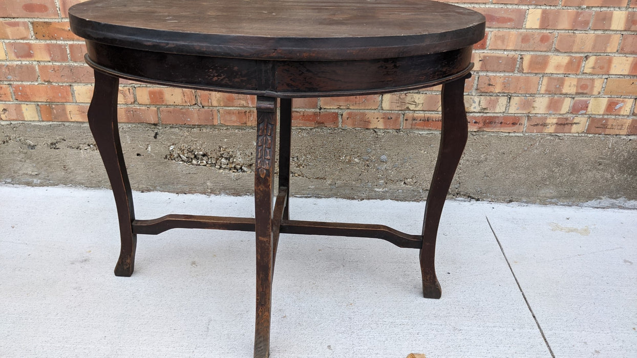 4 LEG OVAL CENTER TABLE