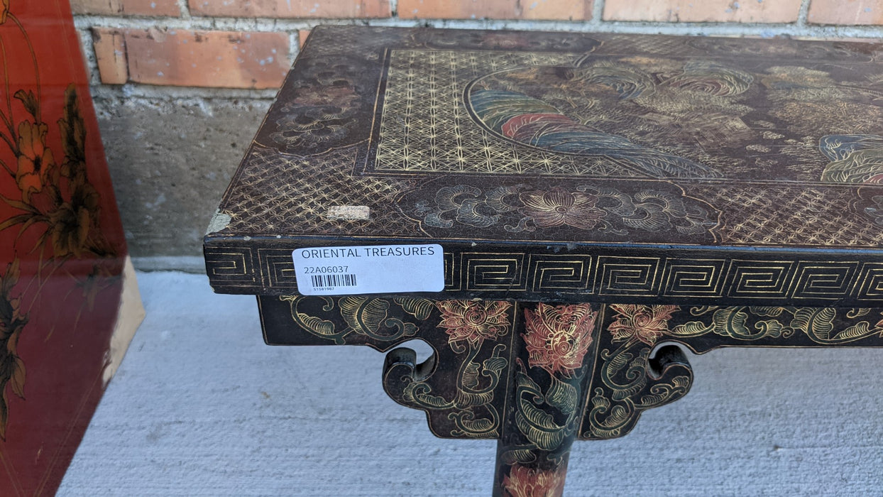 AS FOUND CHINESE LOW BLACK LACQUER WITH GOLD COFFEE TABLE