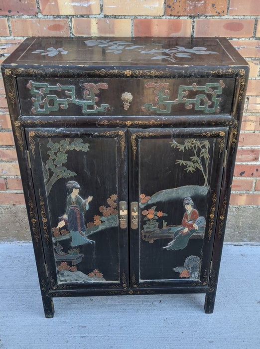 SHALLOW CHINESE CABINET WITH APPLIED LADY FIGURES