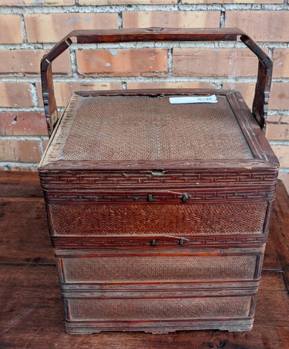 AS FOUND CHINESE STACKING FOOD BASKET