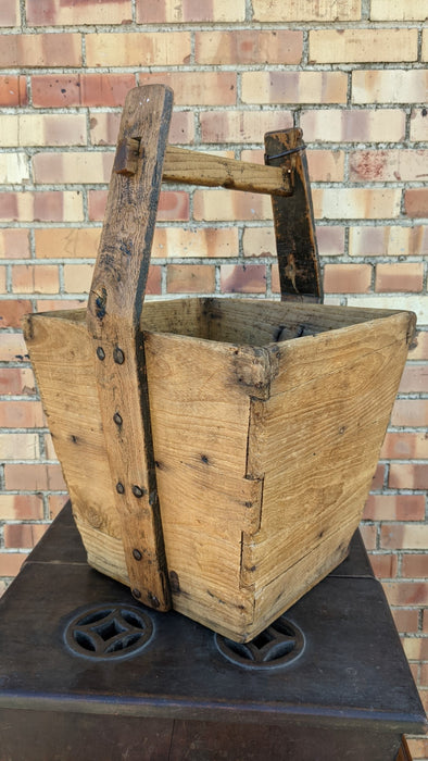NATURAL CHINESE ELM GRAIN BUCKET