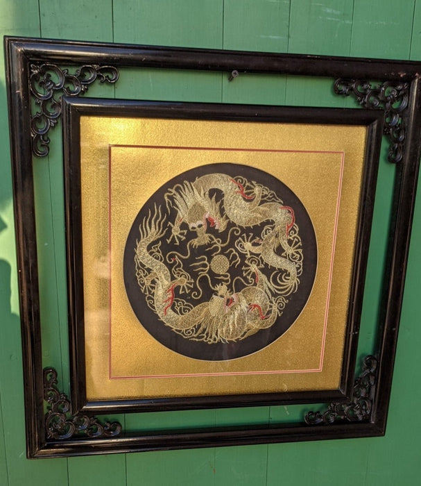 SMALL SQUARE BLACK LACQUER FRAMED DRAGON EMBROIDERY