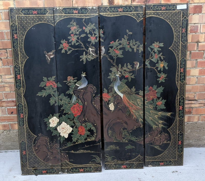 4 PANEL BLACK WITH PEACOCKS SCREEN