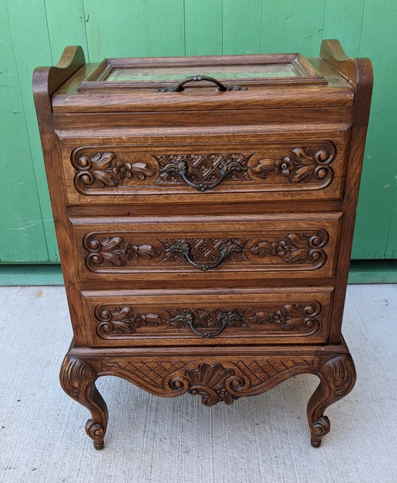 SMALL CARVED LOUIS XV OAK SILVER CHEST