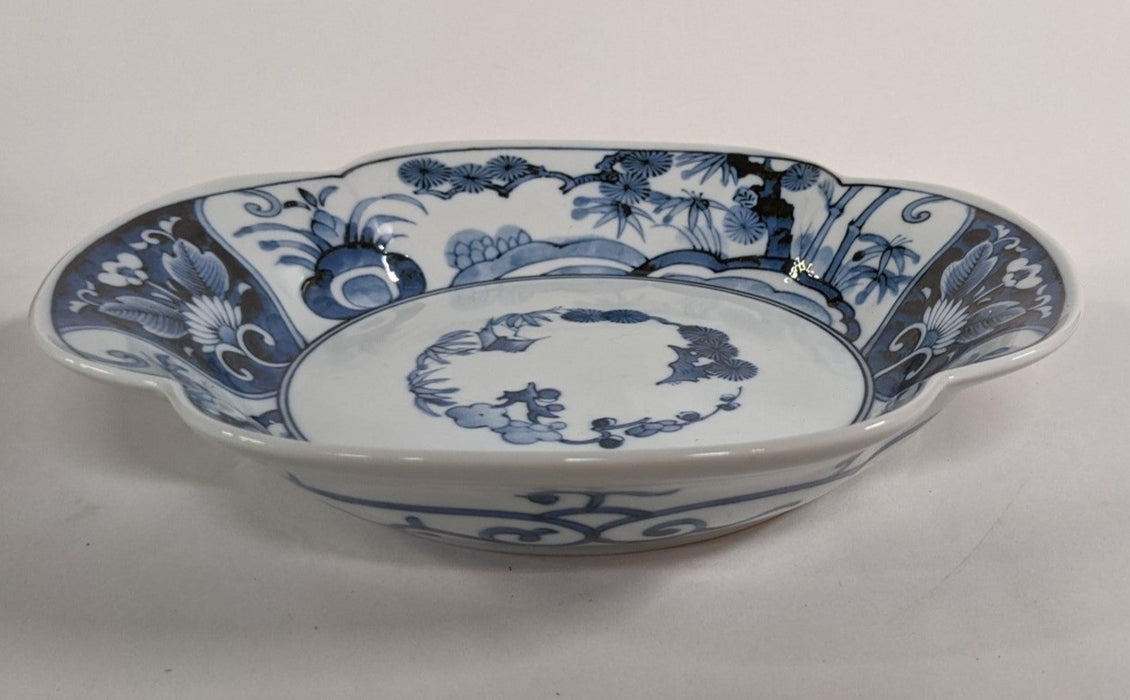 BLUE AND WHITE ASIAN DISH