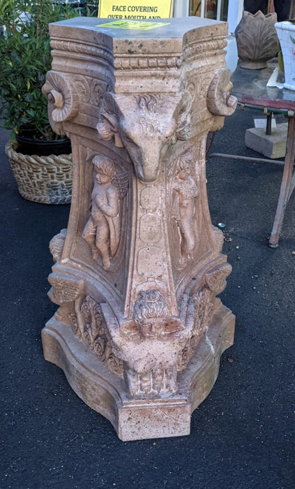 WINGED FIGURE MARBLE PUTTI PEDESTAL